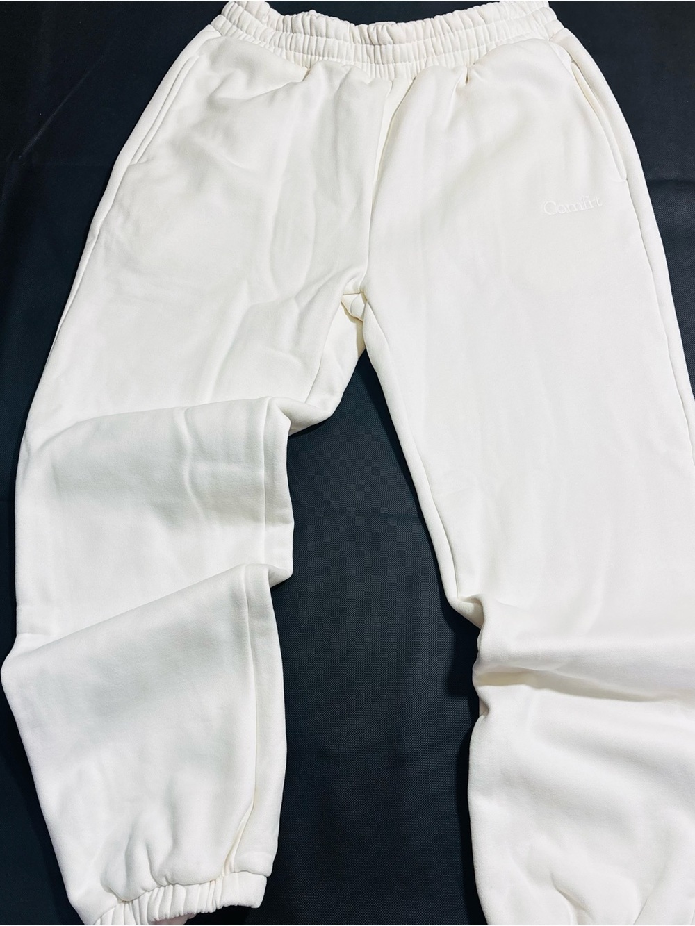 Comfrt Cuffed Sweatpants White Size Large Thick Material With Pockets